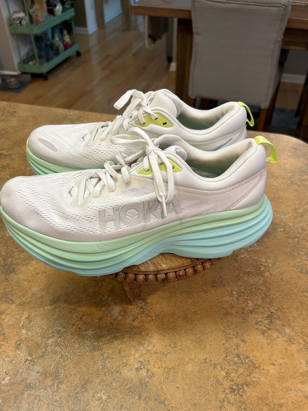 Hoka One Bondi 8 Running Shoe Blanc/Sunlit Ocelon Colorway